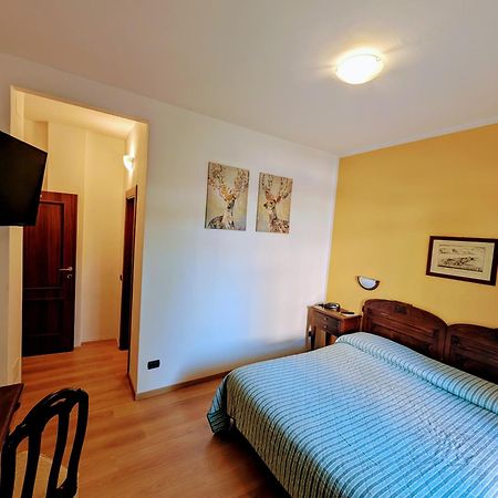 Hotel La Locanda Стреза Екстер'єр фото